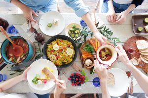 頑張らないで食事量を減らす3つのコツ⠀